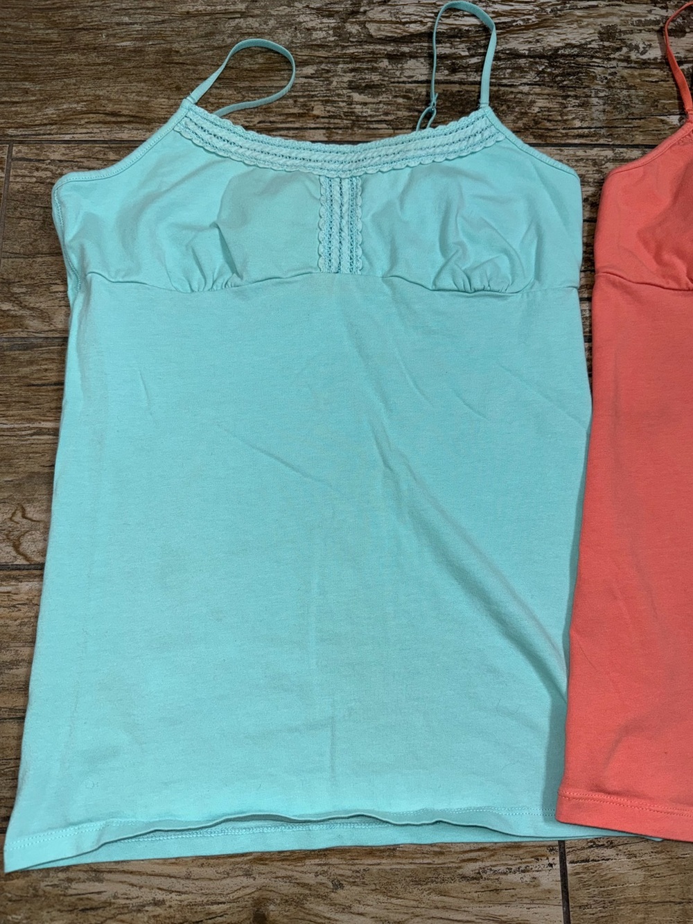 American Eagle Outfitters Coral & Aqua Lace-Trim Cami Tanks (2-Pack) - Picture 3 of 5